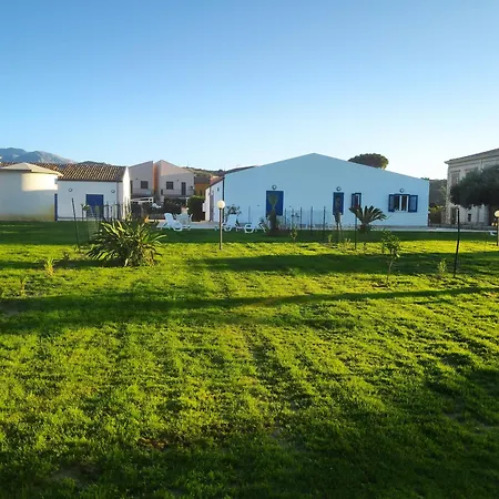 Campofelice Holidays East *